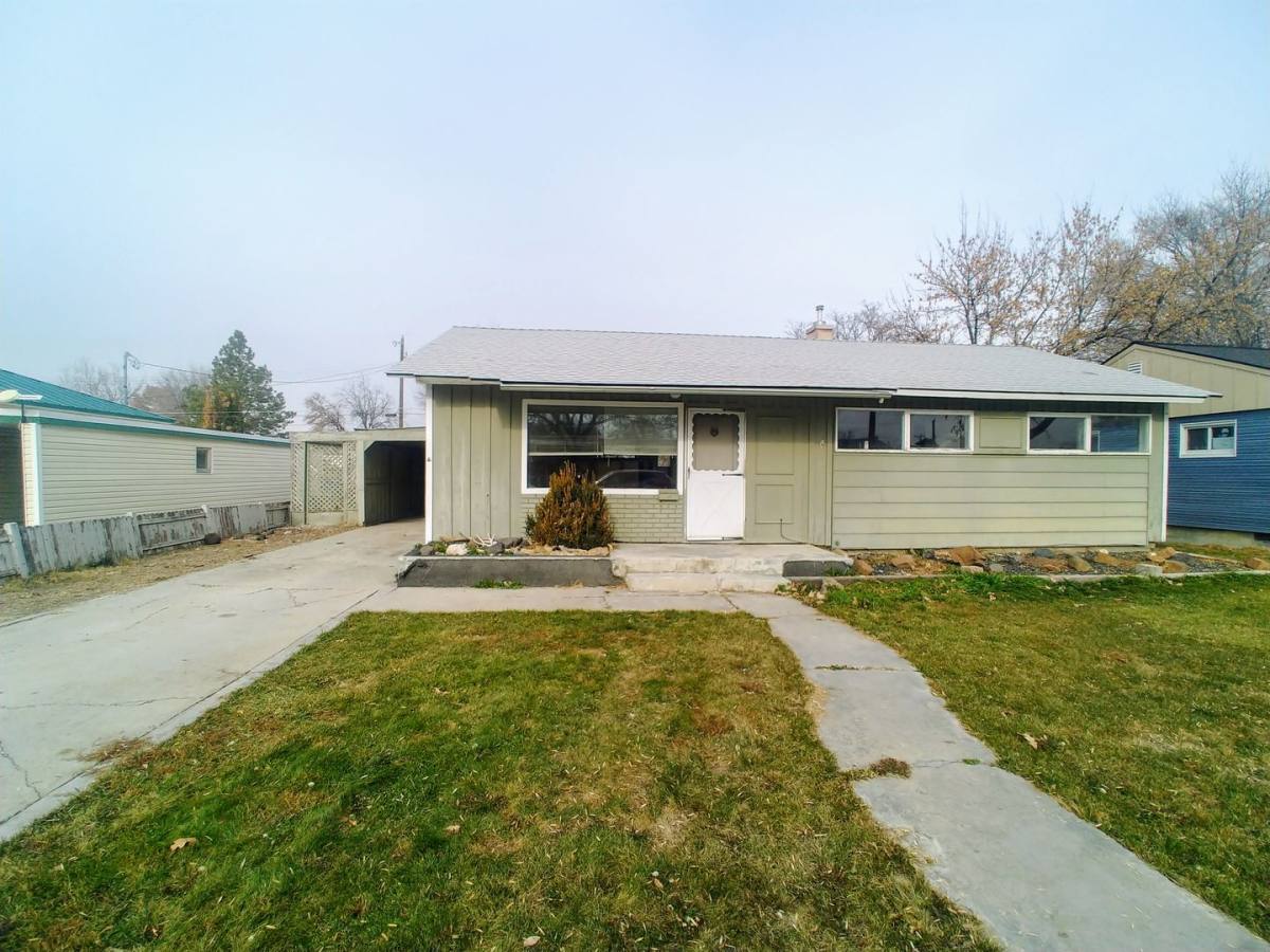 House for rent at 114 Palo Alto Dr, Caldwell, ID 83605