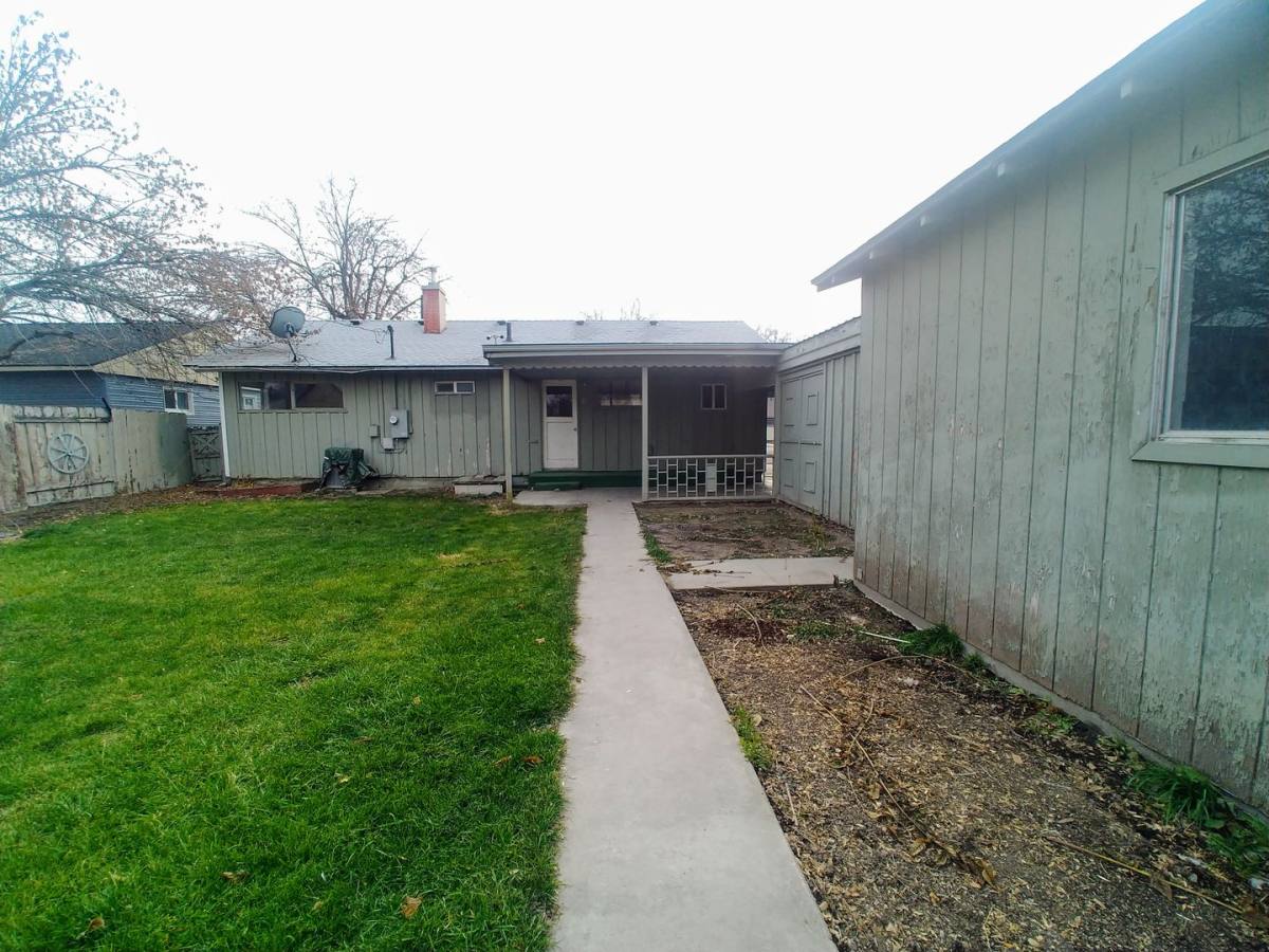 House for rent at 114 Palo Alto Dr, Caldwell, ID 83605