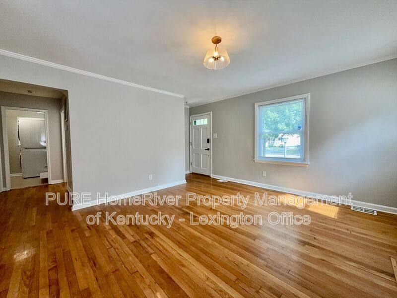 House for rent at 839 Henry Clay Blvd, Lexington, KY 40505