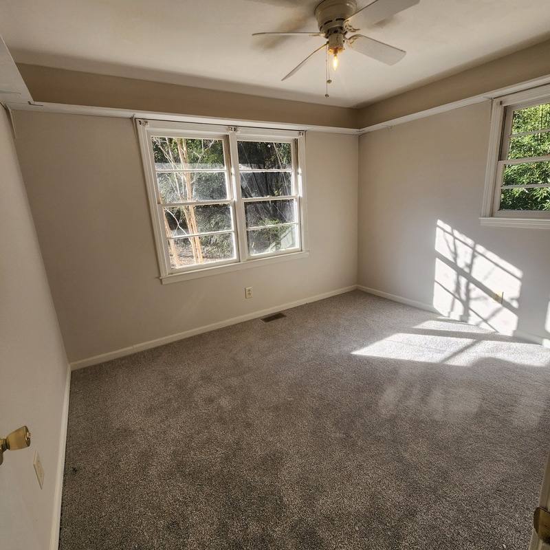 House for rent at 60 Stallings Rd, Taylors, SC 29687