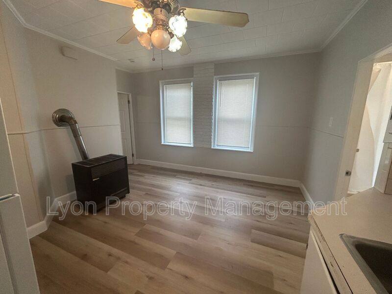 Apartment for rent at 415 Main St #4, Fairhaven, MA 02719