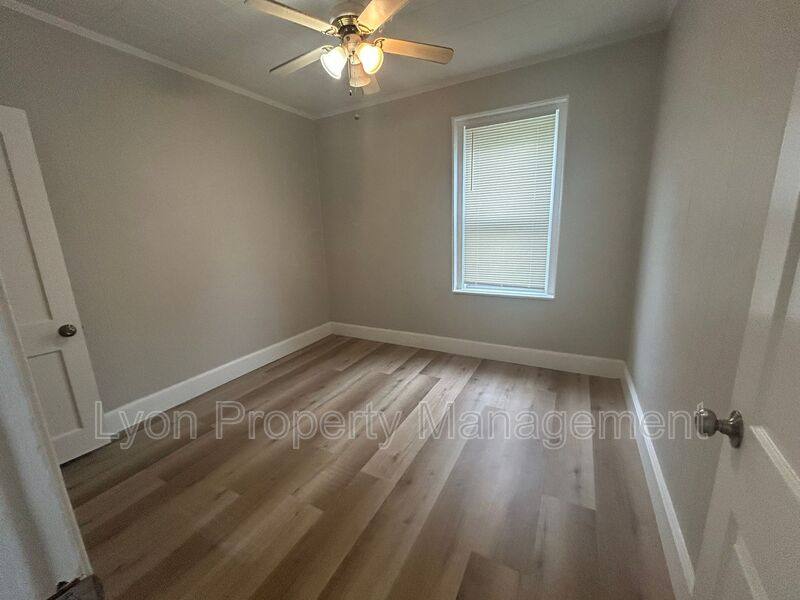 Apartment for rent at 415 Main St #4, Fairhaven, MA 02719