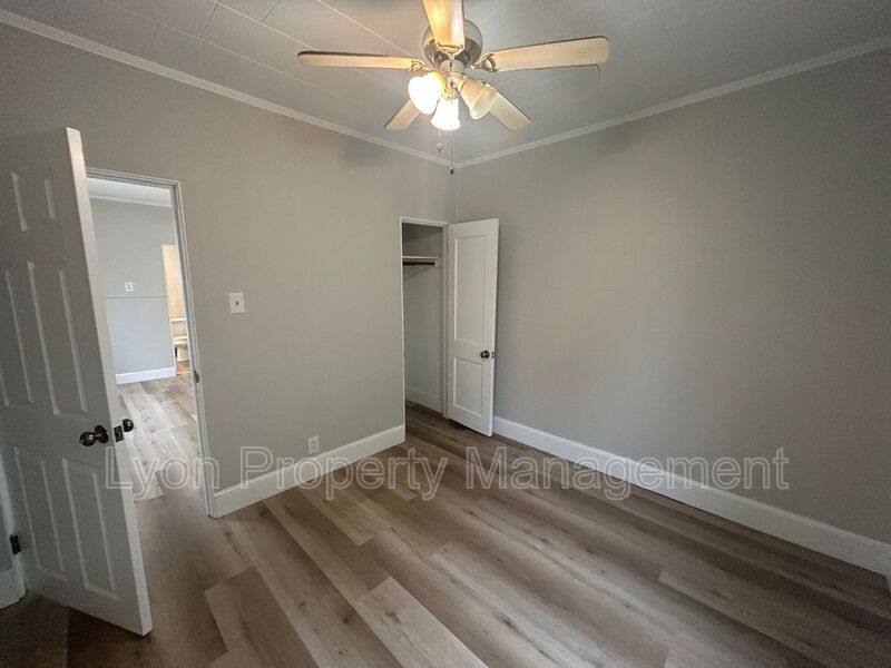 Apartment for rent at 415 Main St #4, Fairhaven, MA 02719