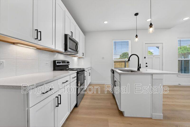Townhouse for rent at 10524 Tube Dr #102, Hurst, TX 76053