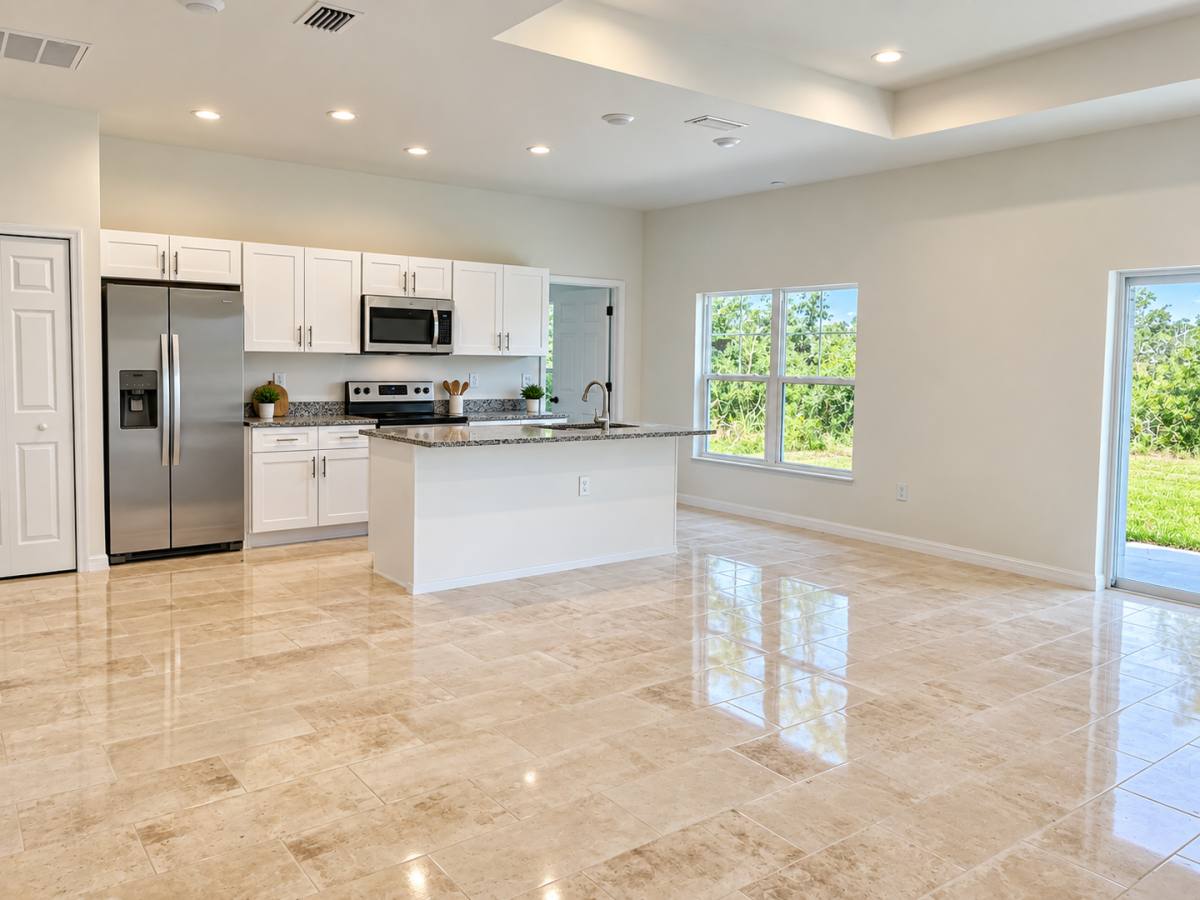 2617 41st St W, Lehigh Acres, FL 33971 - House for Rent - Image 4