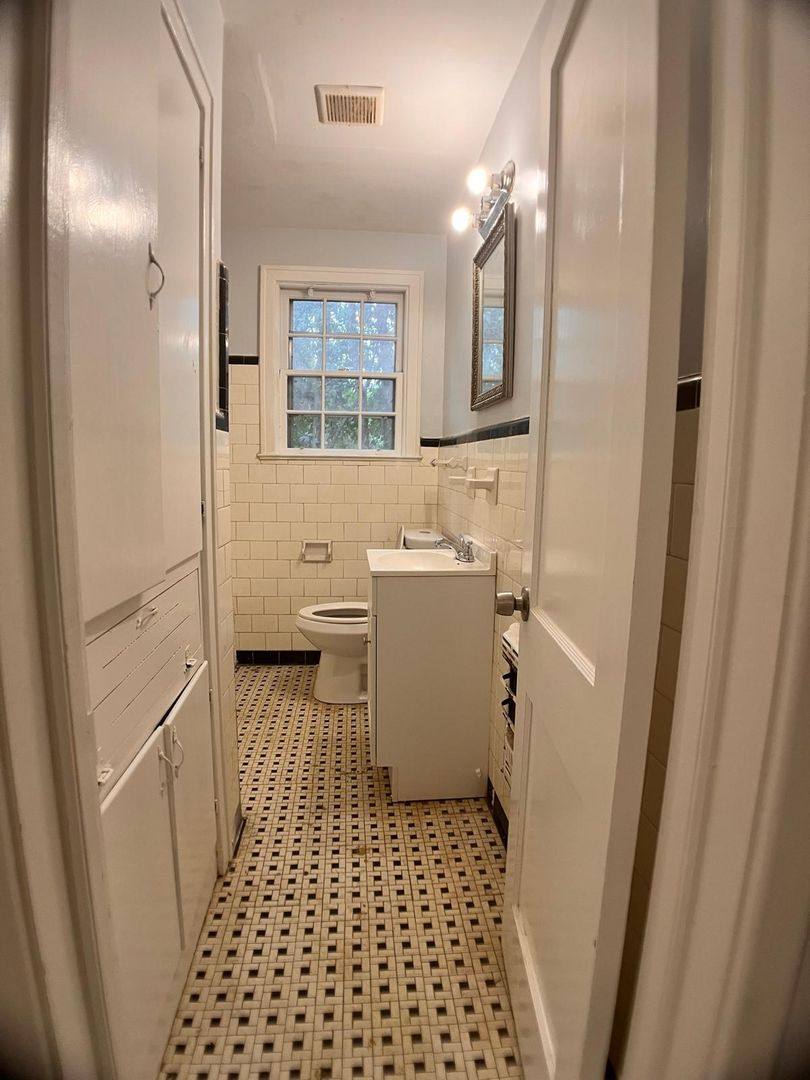 Apartment for rent at 2218 Palmetto St, Montgomery, AL 36107