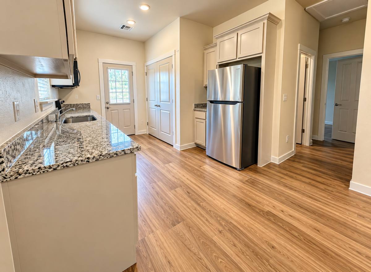 1309 SW Oklahoma Ave, Lawton, OK 73501 - House for Rent - Image 15