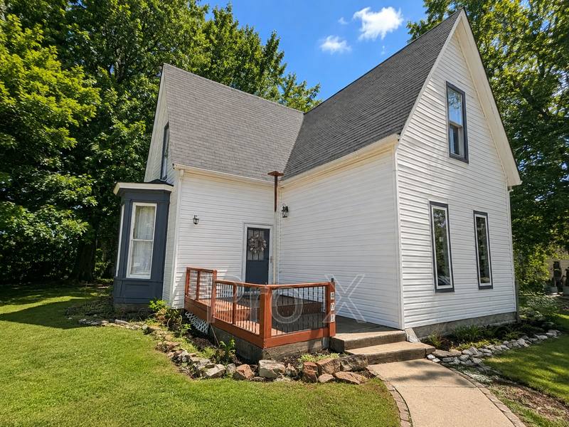 House for rent at 401 E 10th St, Lamar, MO 64759