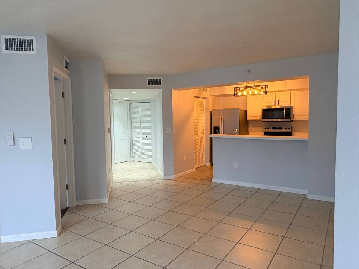 Condo for rent at 4109 Residence Dr #506, Fort Myers, FL 33901