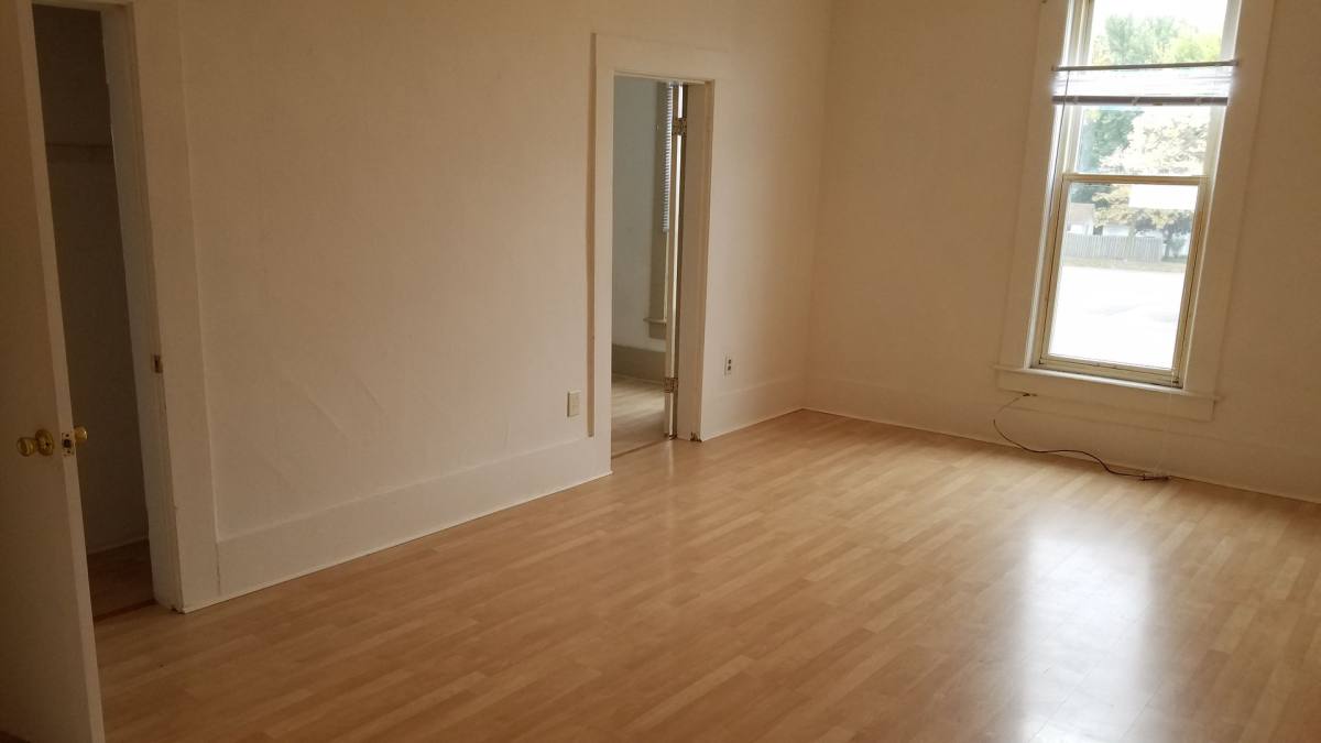 Apartment for rent at 510-510 1 2 N Bridge St, Chippewa Falls, WI 54729