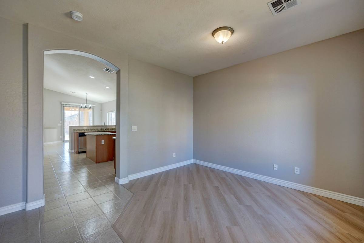 6415 S 49th Glen, Laveen, AZ 85339 - House for Rent - Image 6