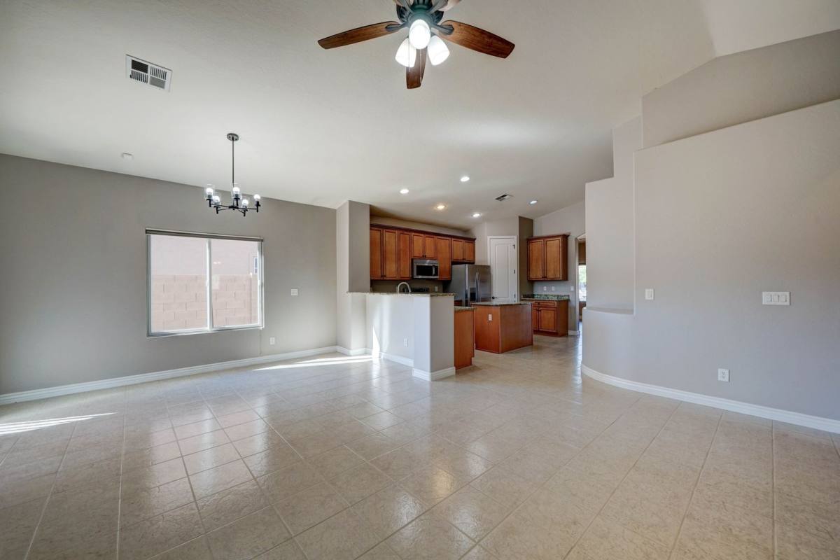 6415 S 49th Glen, Laveen, AZ 85339 - House for Rent - Image 9