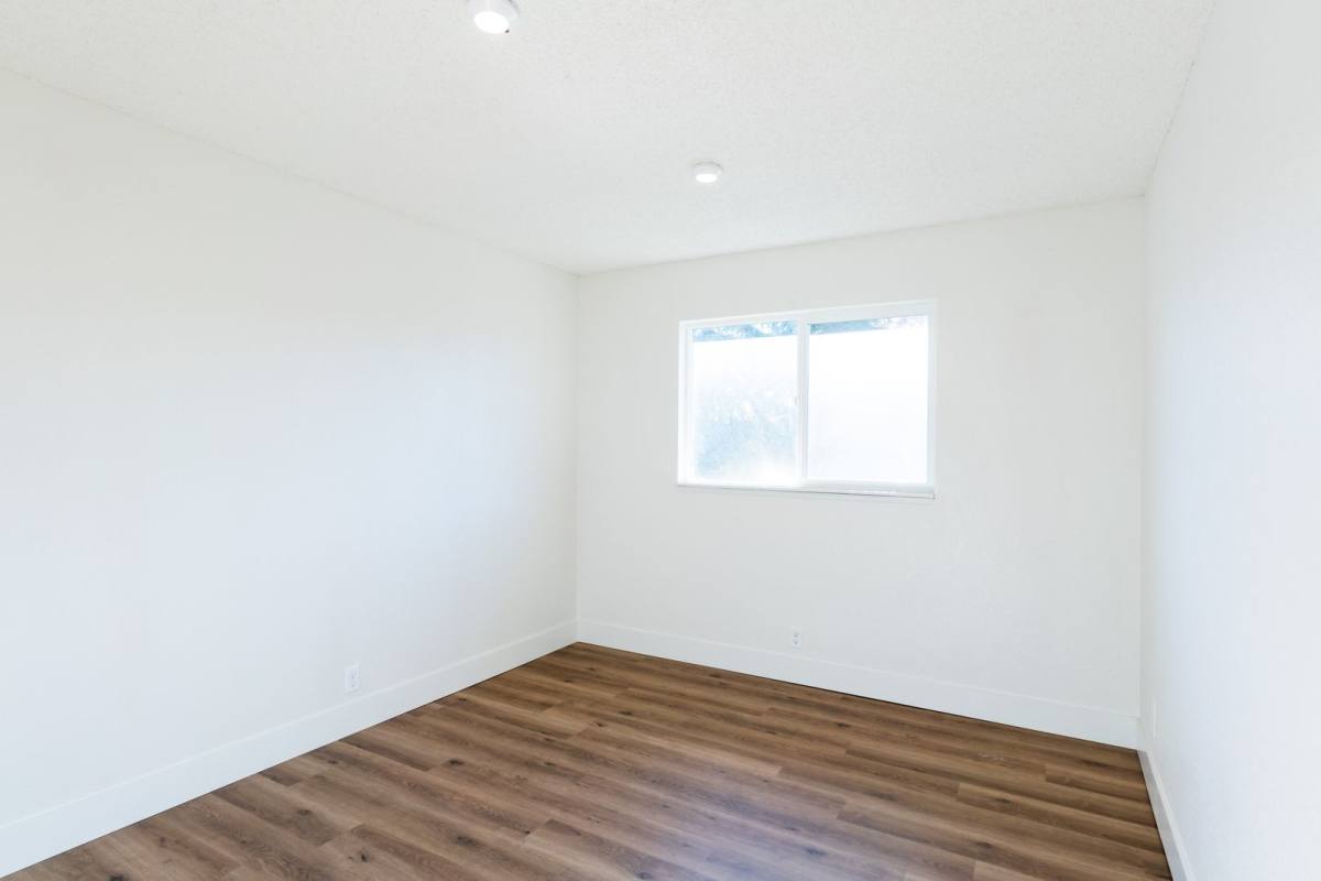 Townhouse for rent at 2647 Alamo Dr, Anderson, CA 96007