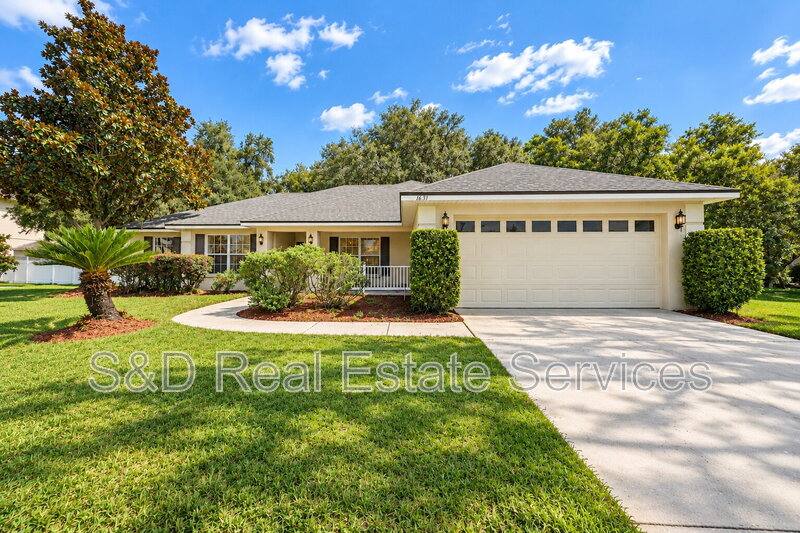 House for rent at 1631 Taylor Landing Dr, Bartow, FL 33830