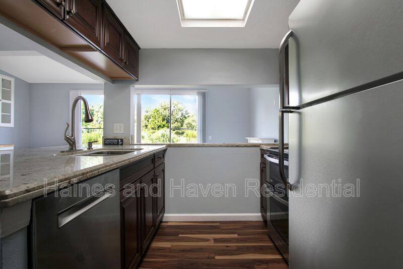 154 Orchid Dr, Davenport, FL 33897 - Townhouse for Rent - Image 7