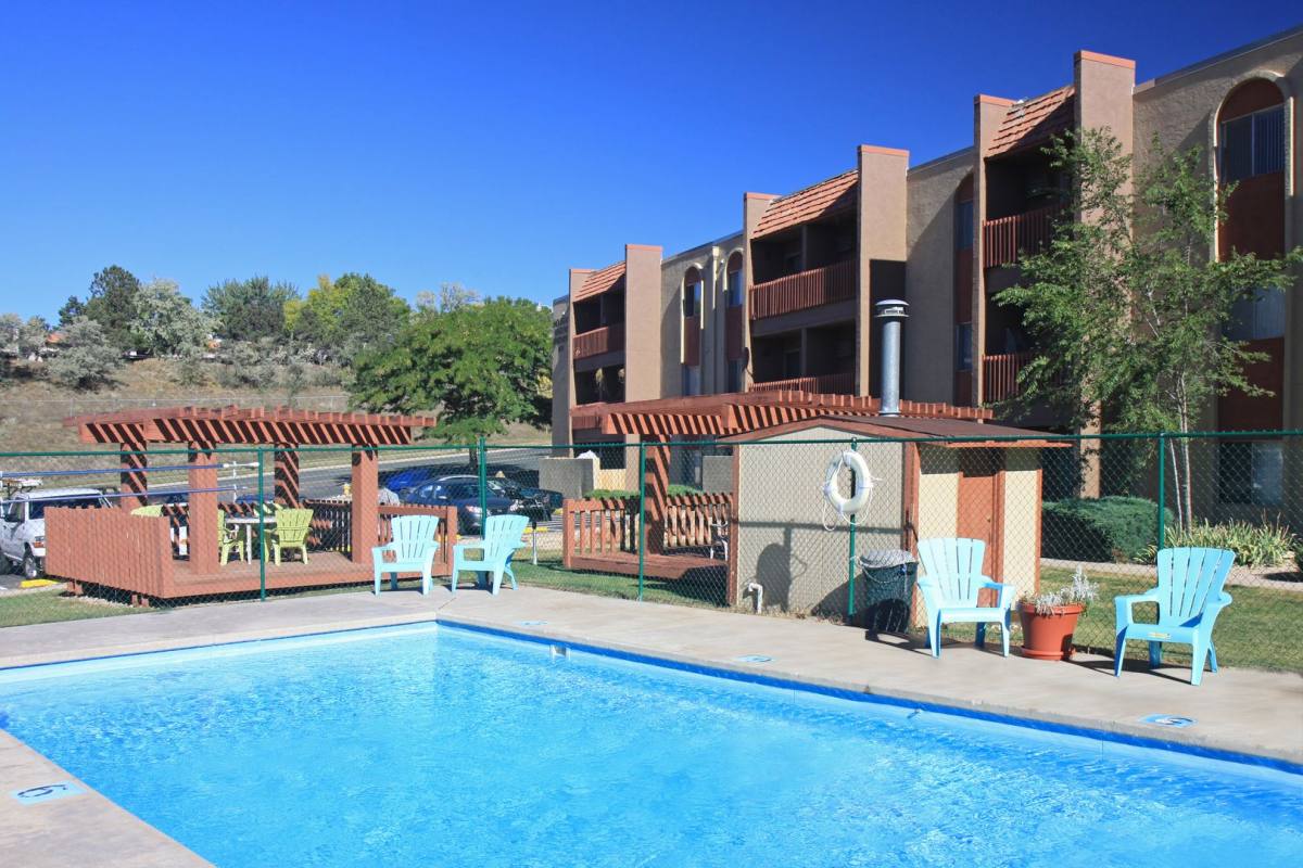 Mountain Shadows, 1005 Fontmore, Colorado Springs, CO 80904 - Apartment for Rent - Image 8