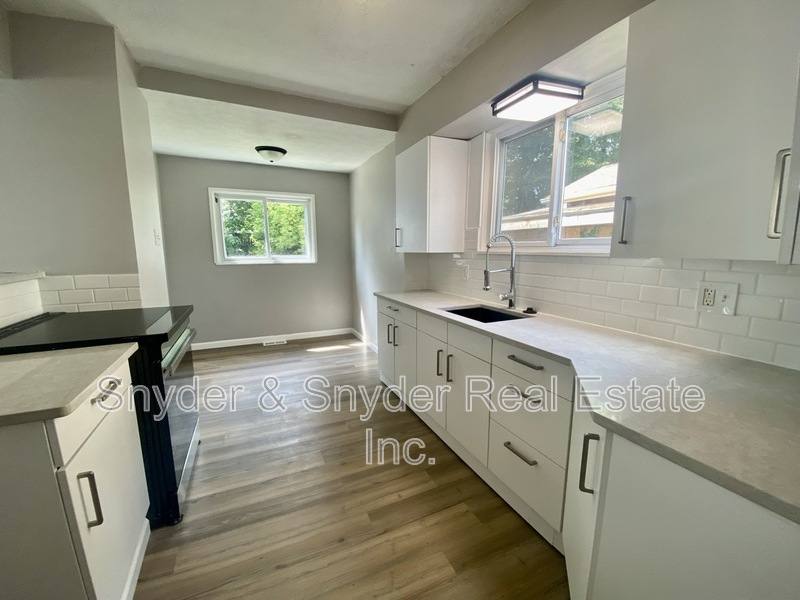 House for rent at 1062 Pitkin Ave, Akron, OH 44310
