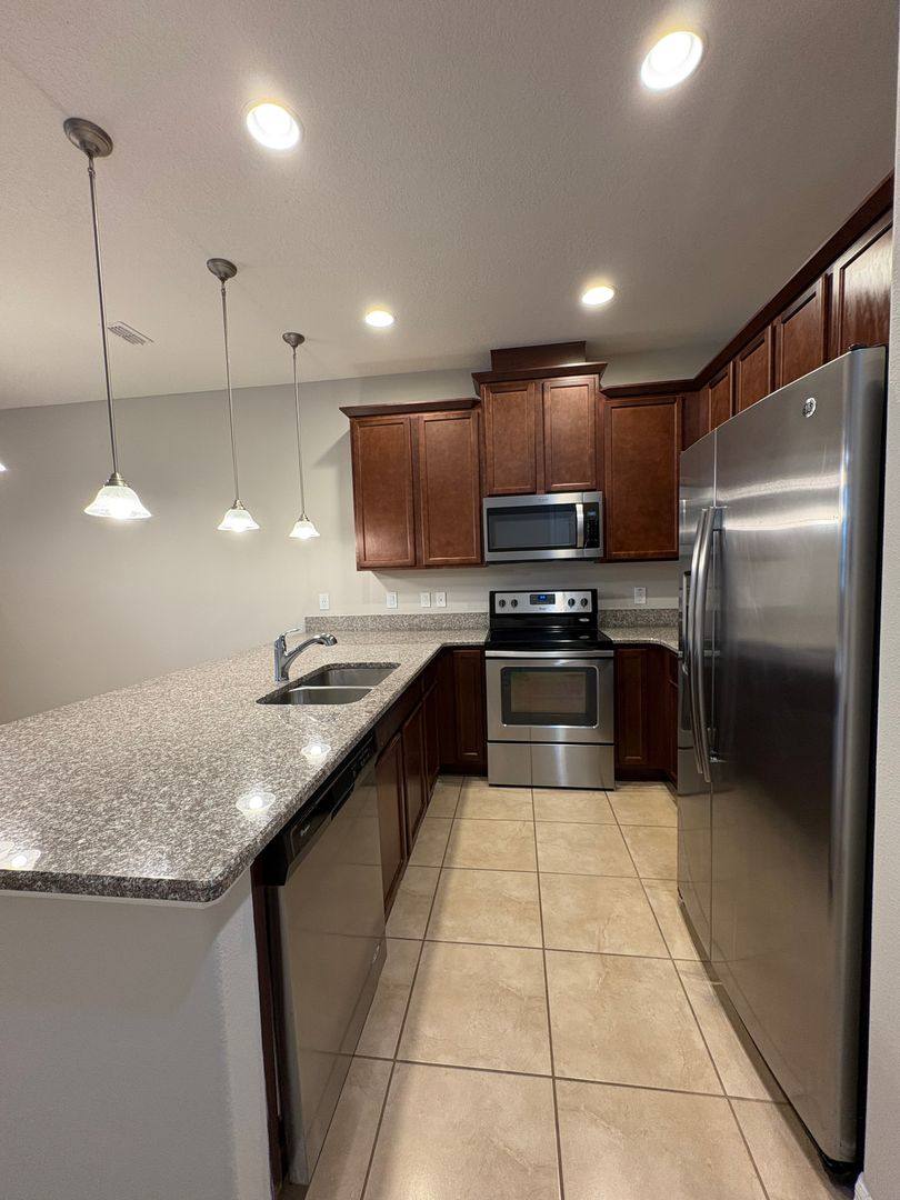 House for rent at 596 Jesup Springs Lane, Winter Springs, FL 32708