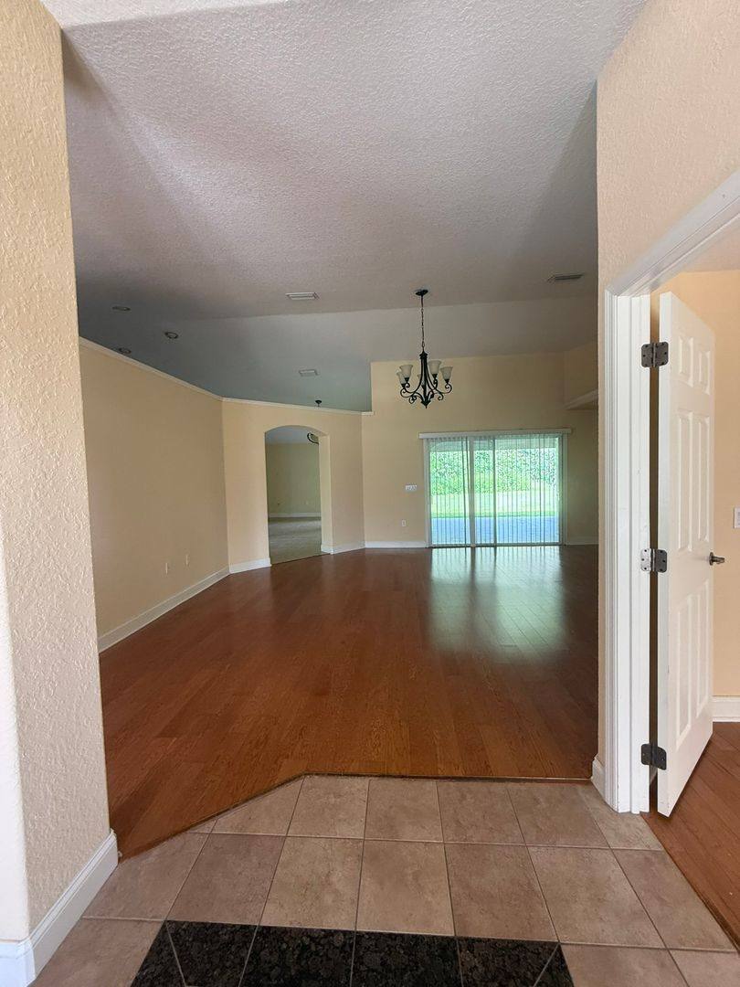 5203 SE 42nd Court, Ocala, FL 34480 - House for Rent - Image 4