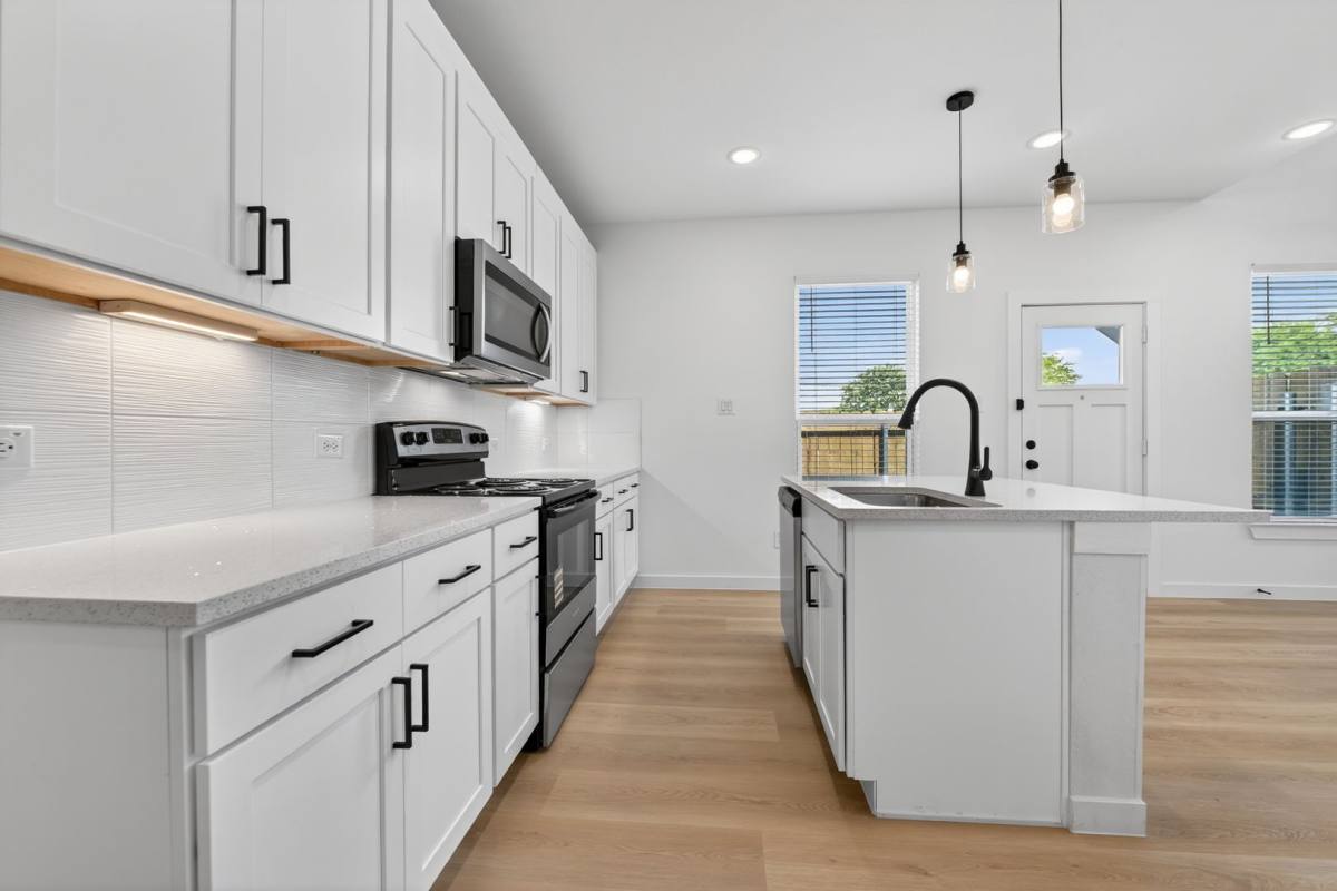 Townhouse for rent at 10520 Tube Dr, Hurst, TX 76053