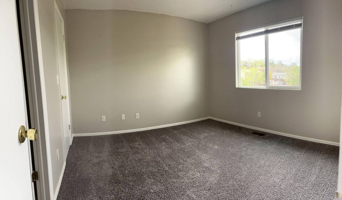 2025 W Yampa St, Colorado Springs, CO 80904 - Apartment for Rent - Image 3