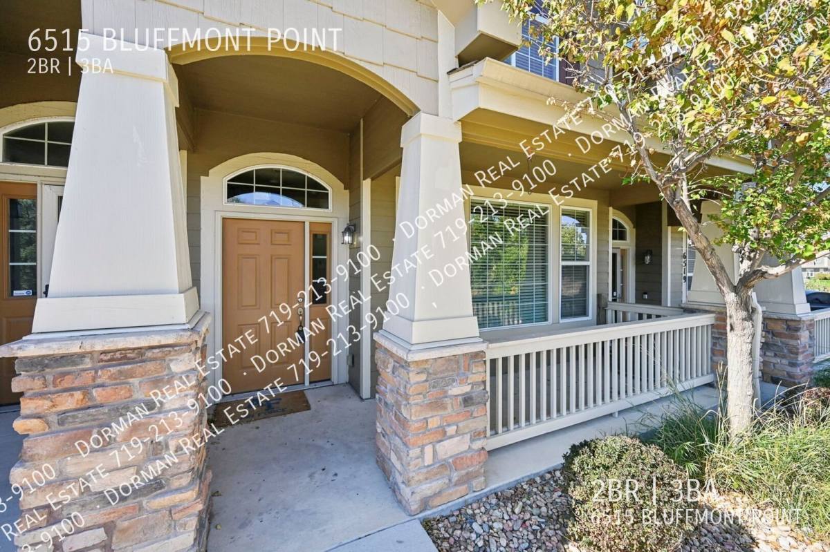 6515 Bluffmont Point, Colorado Springs, CO 80923 - Townhouse for Rent - Image 2