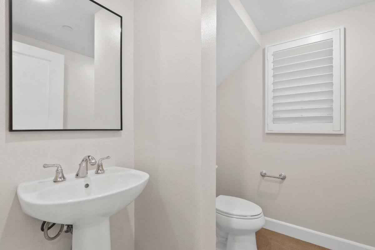 Condo for rent at 53 Pomegranate, Irvine, CA 92620