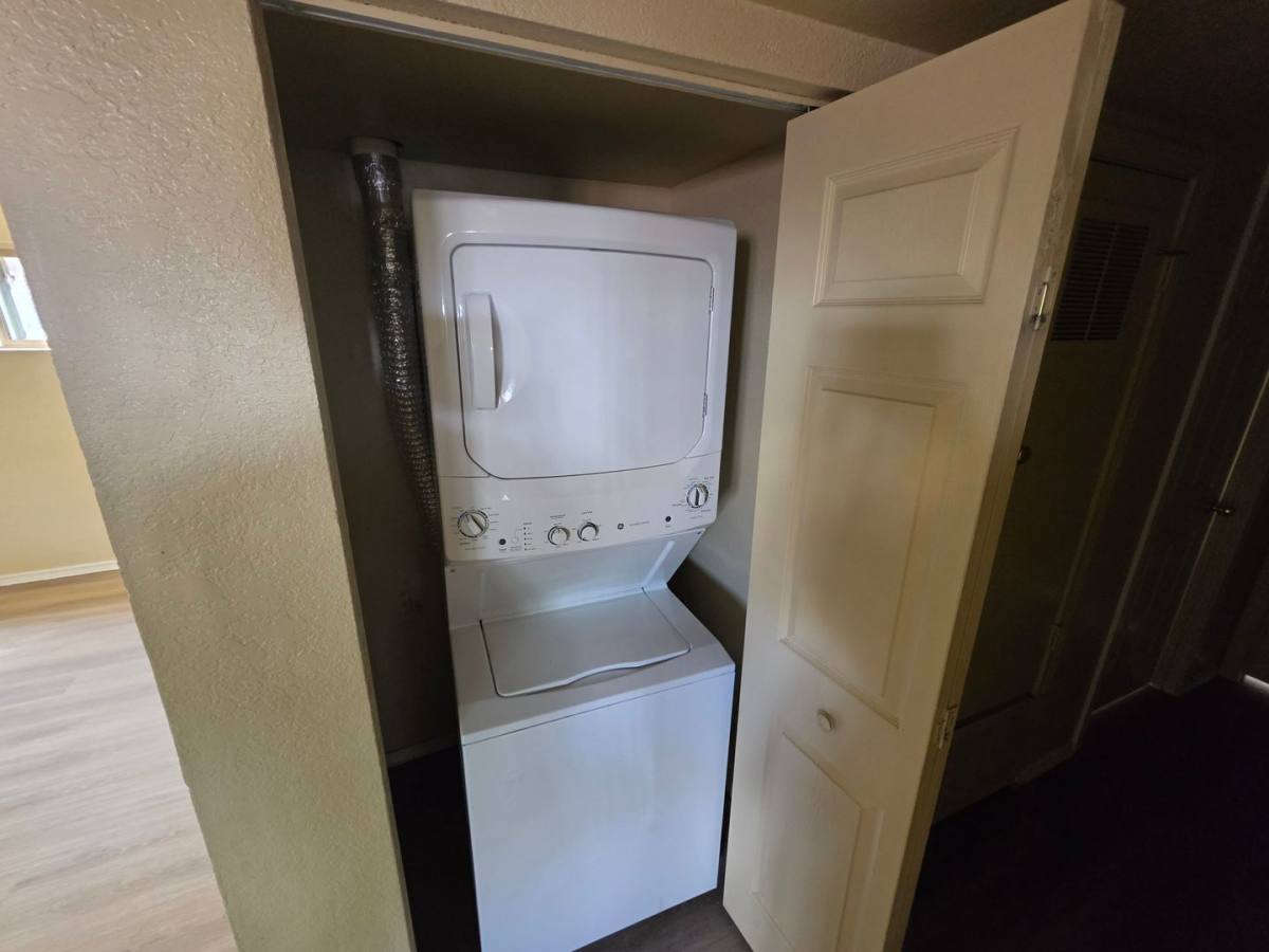 2112 N First St, Flagstaff, AZ 86004 - Apartment for Rent - Image 9