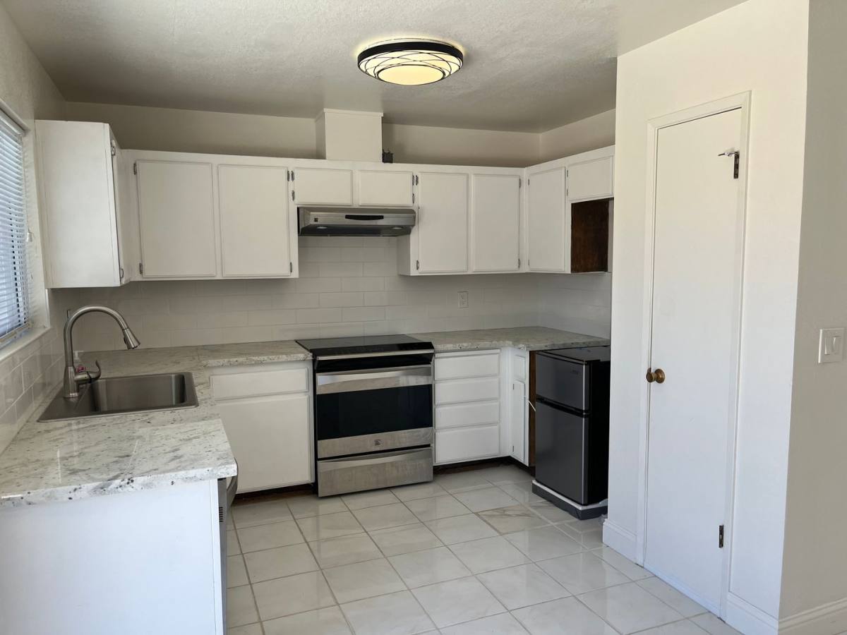 House for rent at 311 Yosemite Dr, Tracy, CA 95376