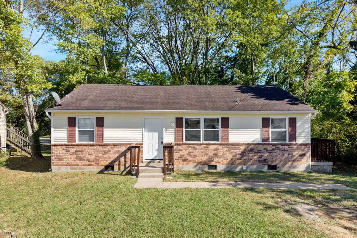 House for rent at 463 Kelly Lane, Clarksville, TN 37040