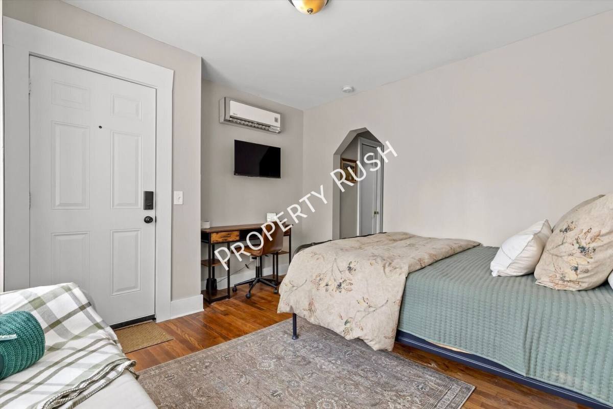 Apartment for rent at 525 E Manning St #2, Chattanooga, TN 37405