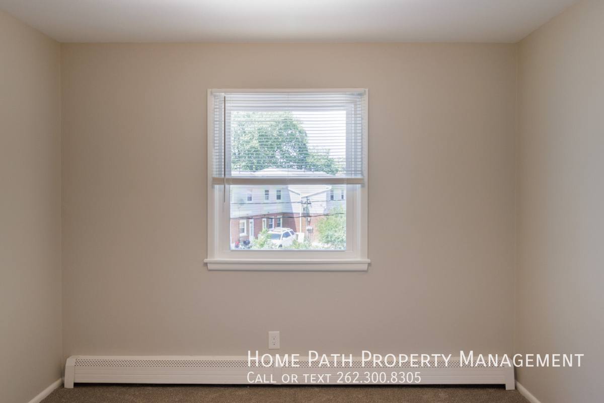 Townhouse for rent at 3030 W Iona Terrace #1, Milwaukee, WI 53221