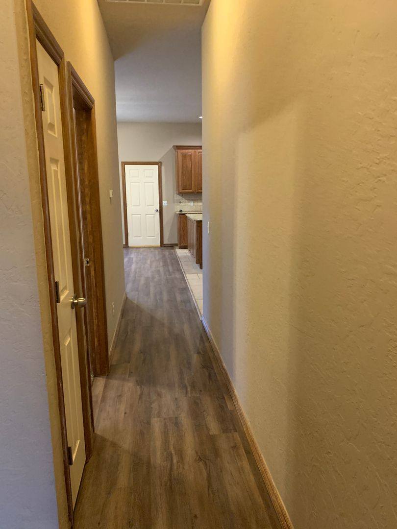 242 Woodbriar Rd, Noble, OK 73068 - House for Rent - Image 5