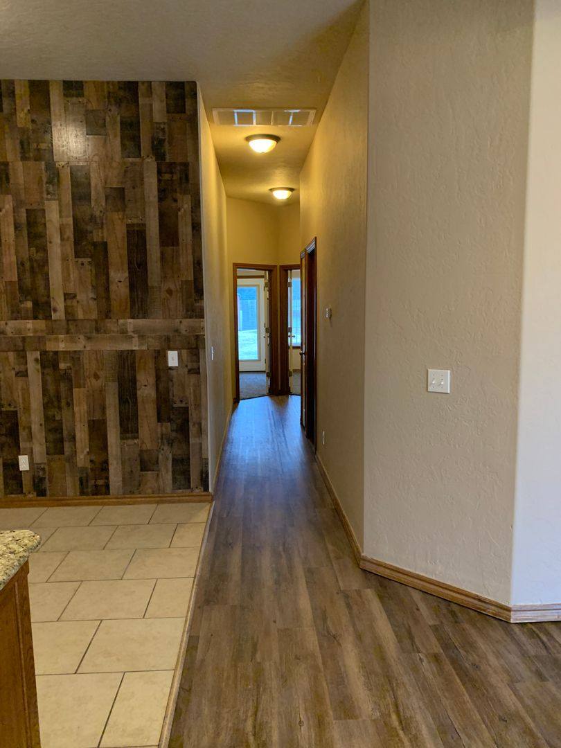 242 Woodbriar Rd, Noble, OK 73068 - House for Rent - Image 6