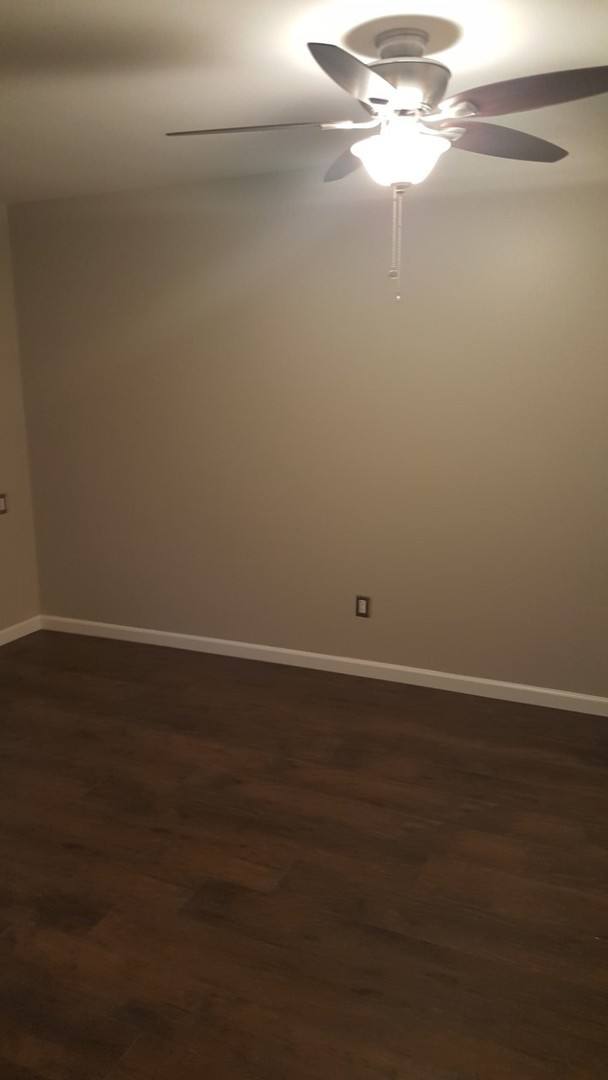 Apartment for rent at 1121 Poplar, Fenton, MI 48430