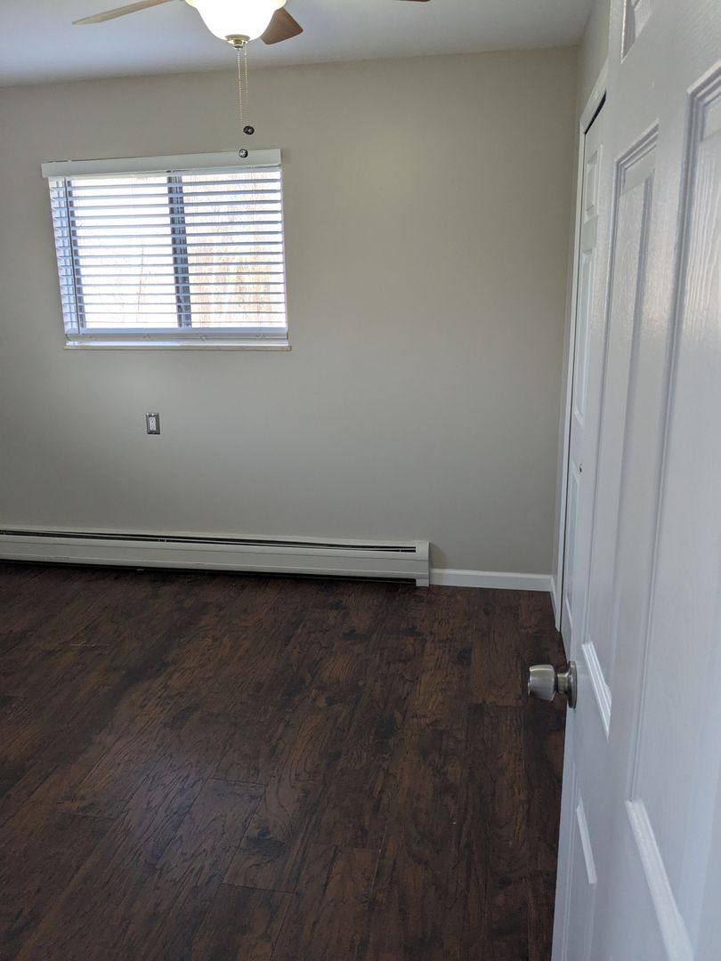 Apartment for rent at 1121 Poplar, Fenton, MI 48430