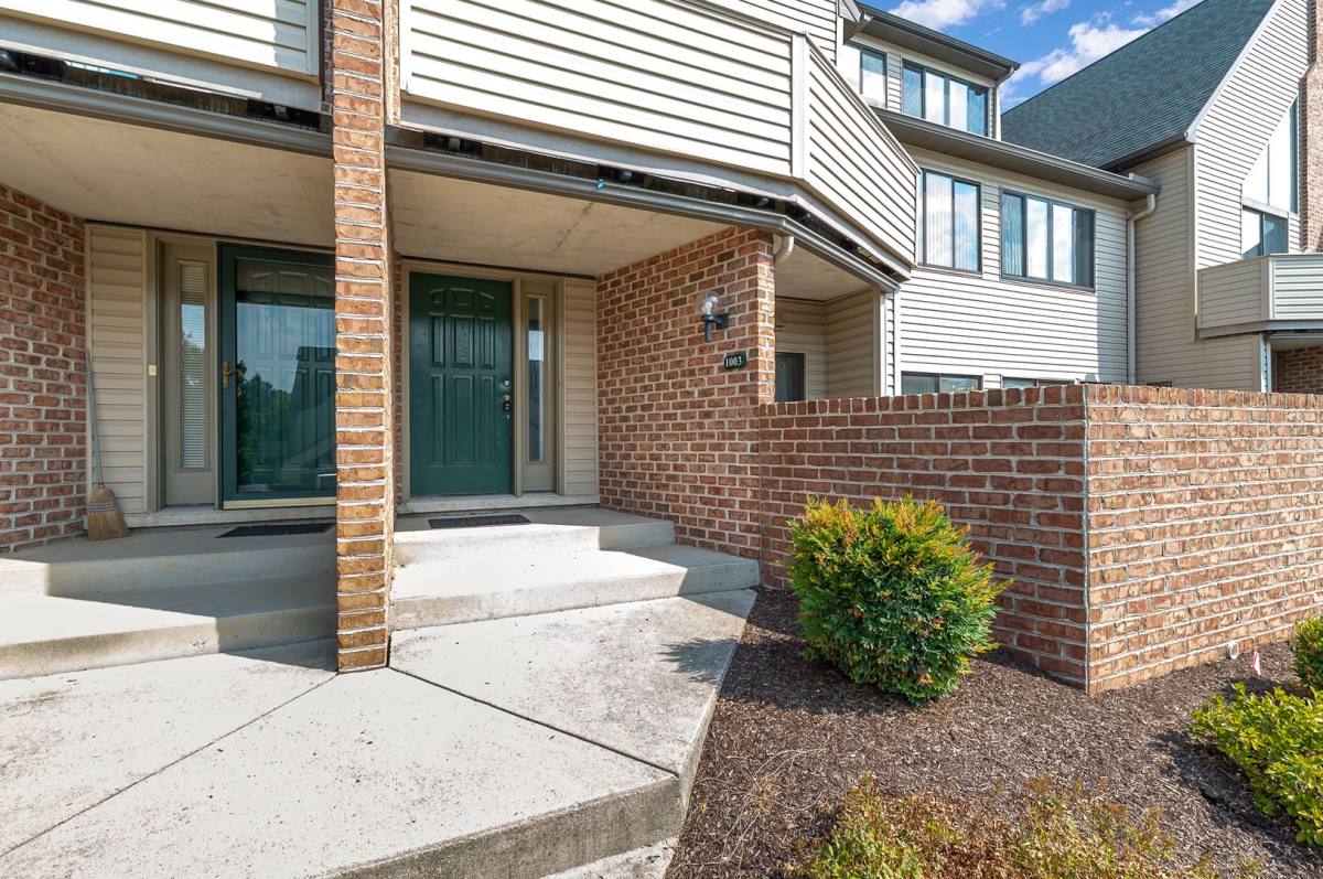 Townhouse for rent at 1003 Cherrington Dr, Harrisburg, PA 17110