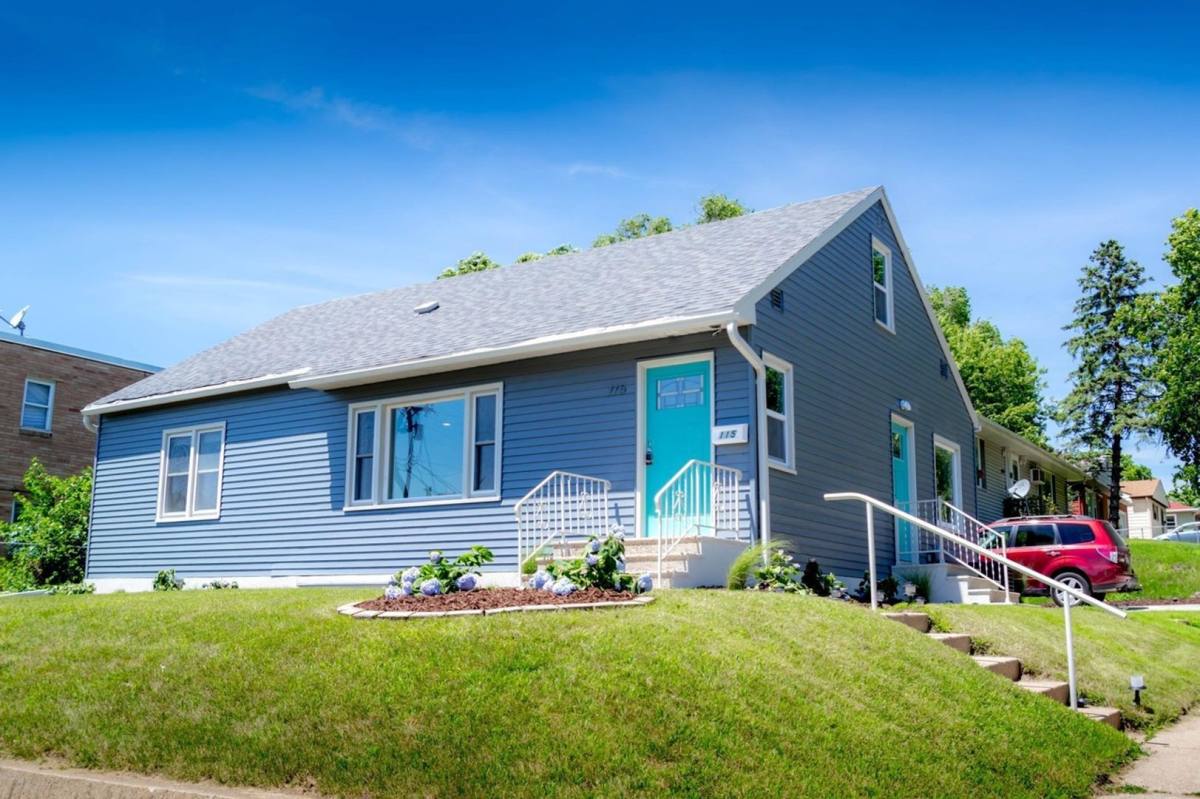 Apartment for rent at 115 16th St NE #B, Rochester, MN 55906