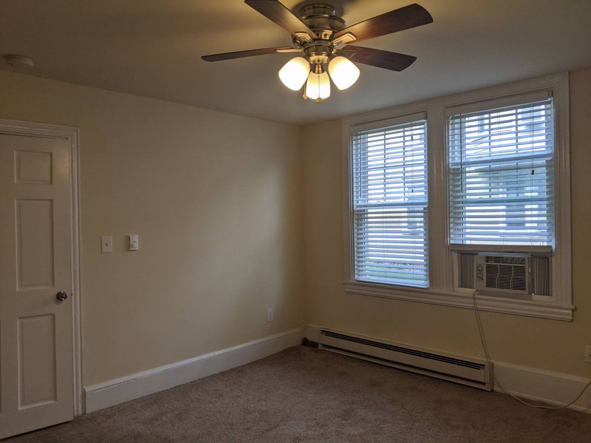 Apartment for rent at 304 N Wayne Ave, Wayne, PA 19087
