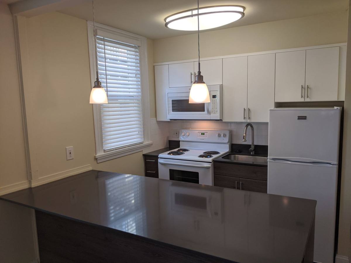 Apartment for rent at 304 N Wayne Ave, Wayne, PA 19087