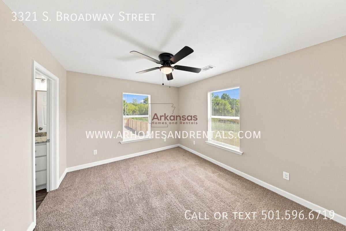 House for rent at 3321 S Broadway St, Little Rock, AR 72206