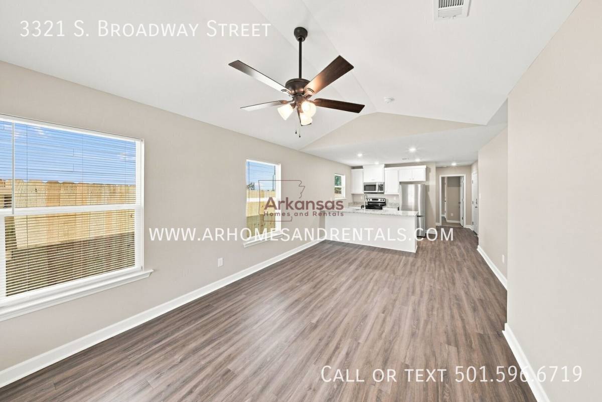 House for rent at 3321 S Broadway St, Little Rock, AR 72206