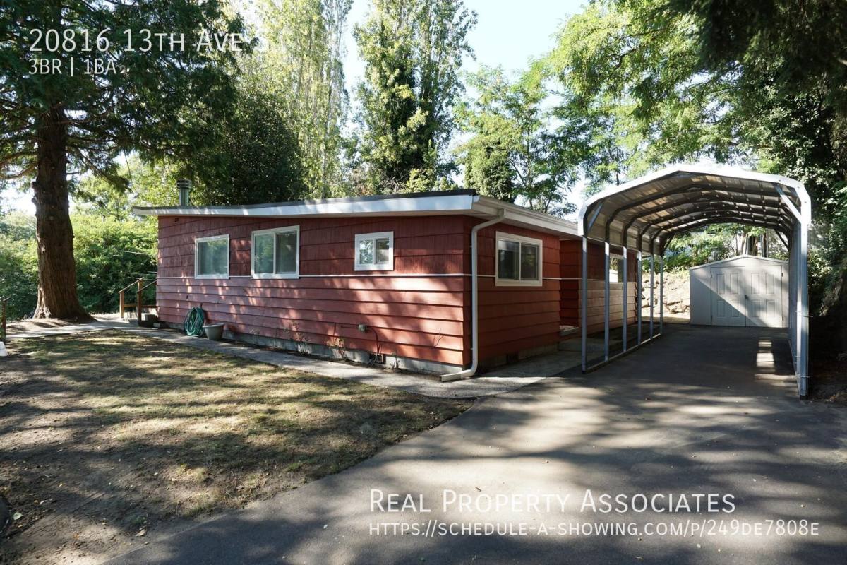 House for rent at 20816 13th Ave S, Seattle, WA 98198