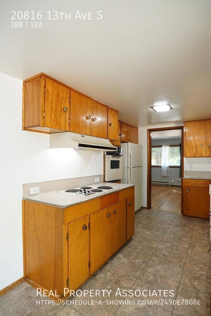 House for rent at 20816 13th Ave S, Seattle, WA 98198