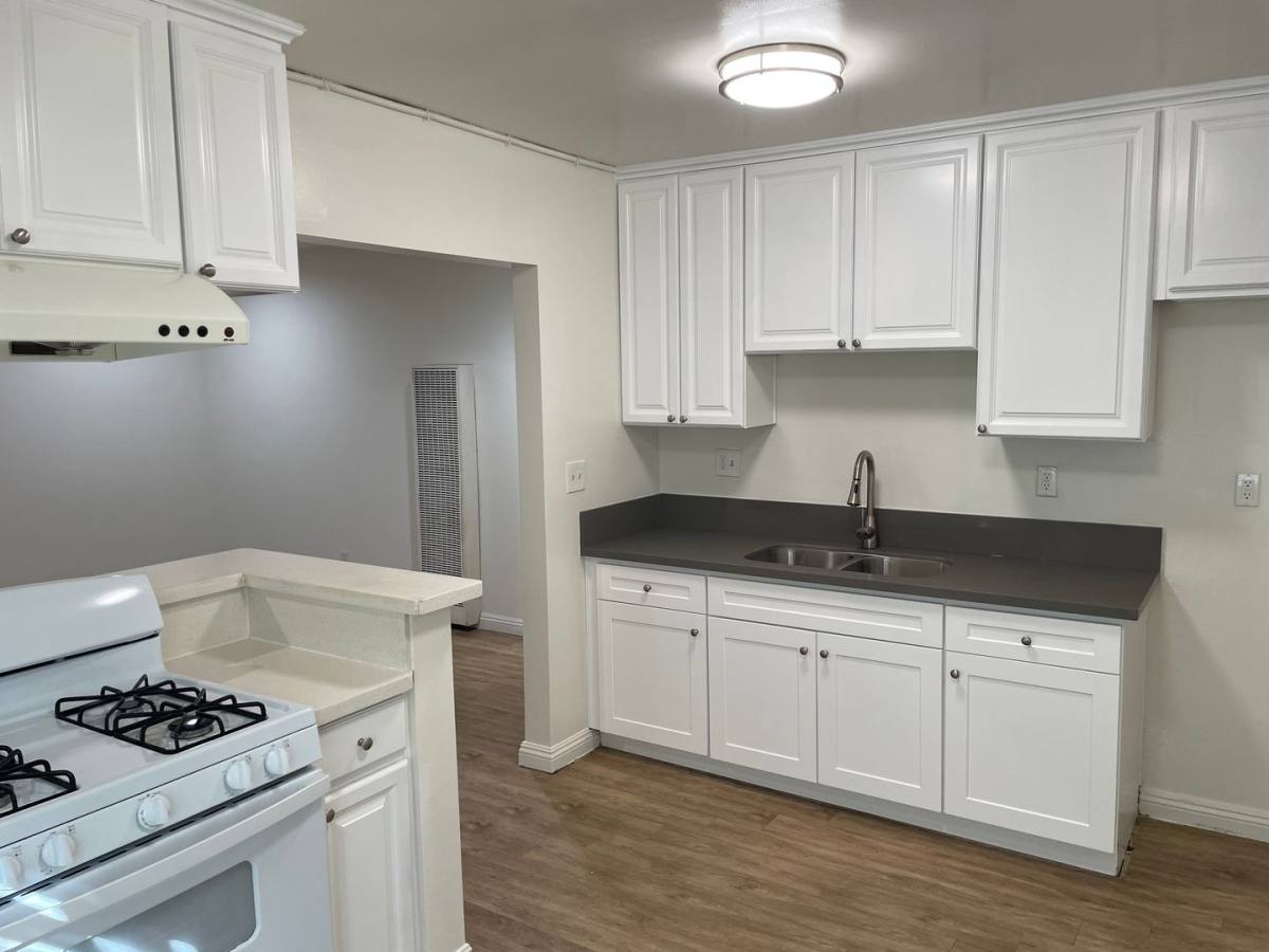 Apartment for rent at 231 S McPherrin Ave, Monterey Park, CA 91754