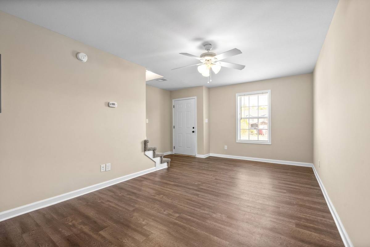 310 Rowand Court, Clarksville, TN 37042 - Apartment for Rent - Image 5
