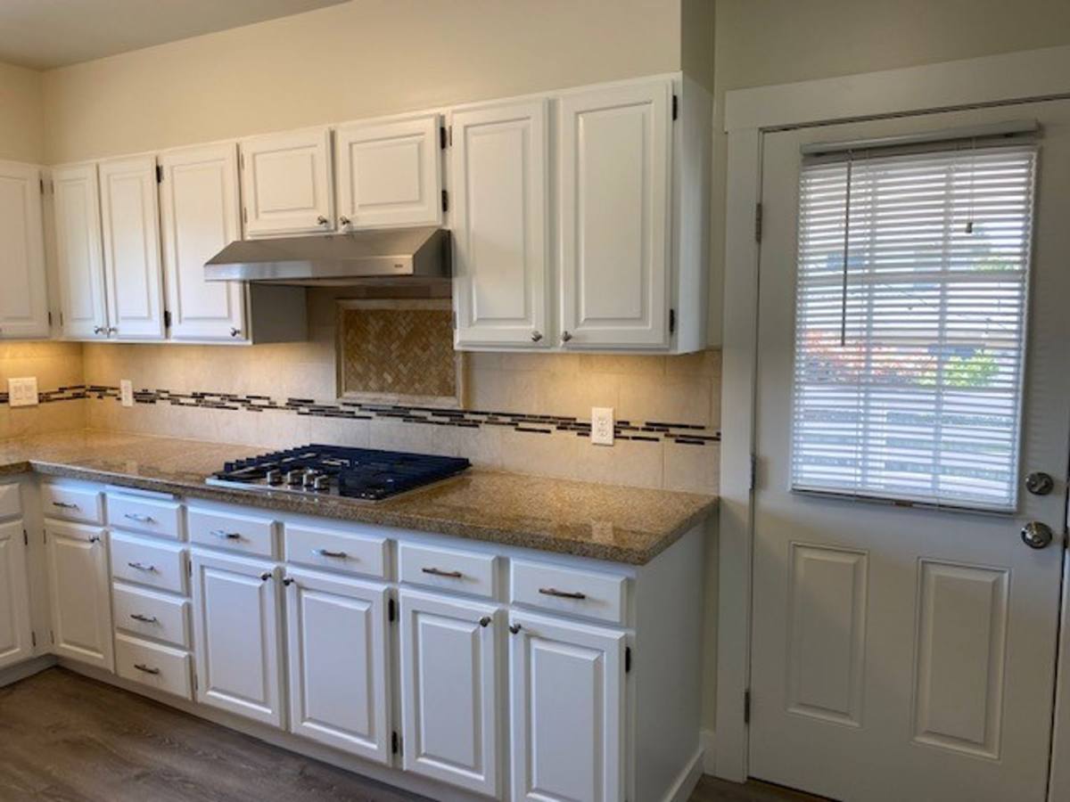 Apartment for rent at 122 Nueva Ave, Redwood City, CA 94061