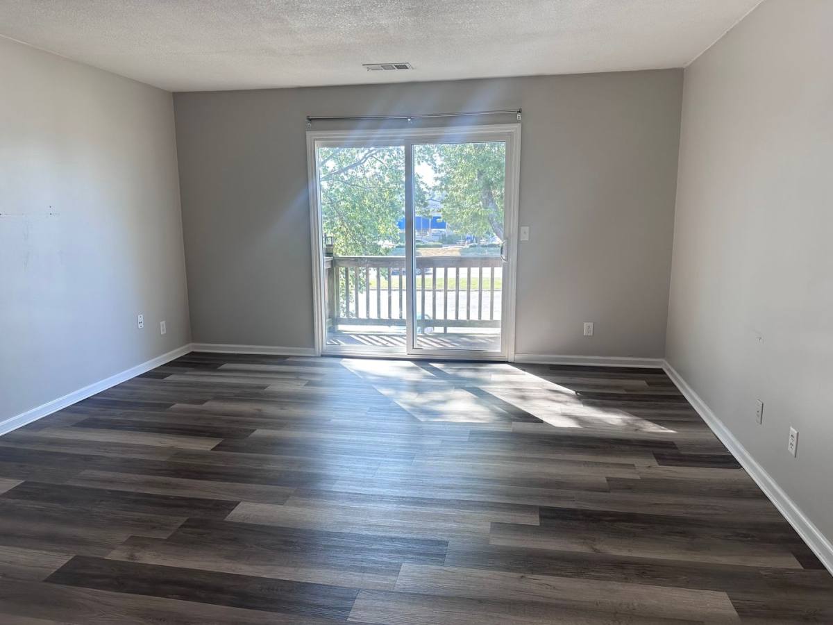 Apartment for rent at 1200 SW State Route 7 #B-302, Blue Springs, MO 64014