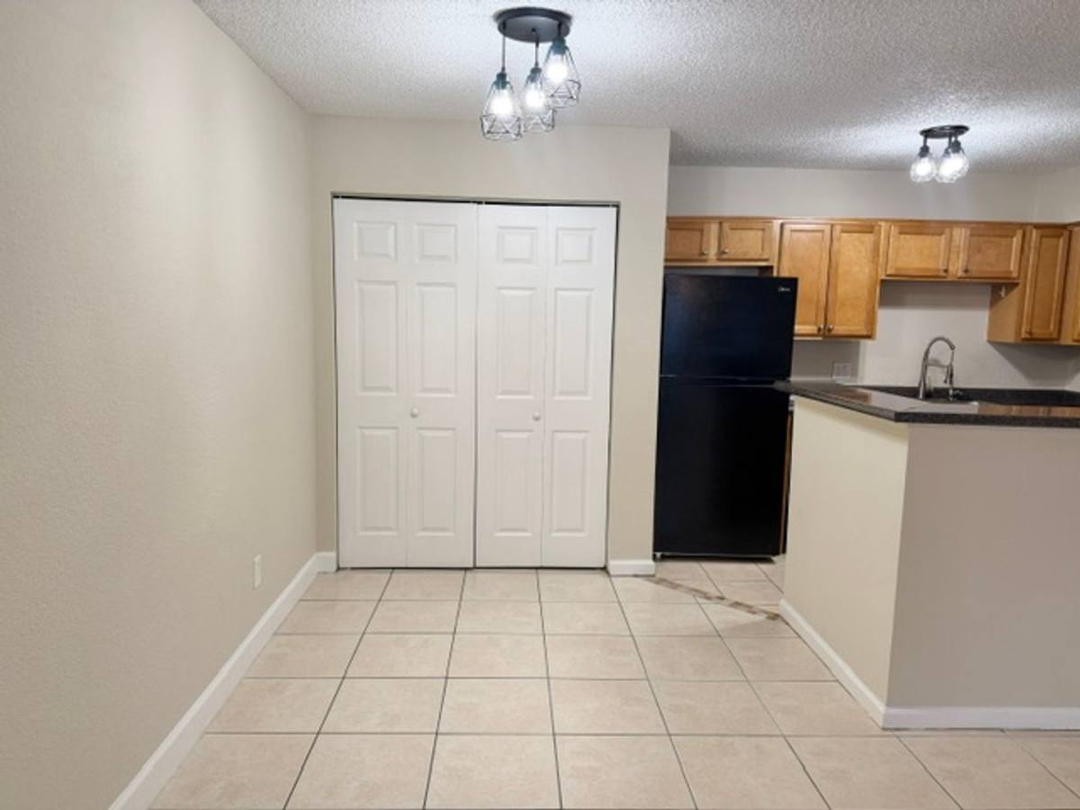 Condo for rent at 375 Lake Ontario Court, Altamonte Springs, FL 32701