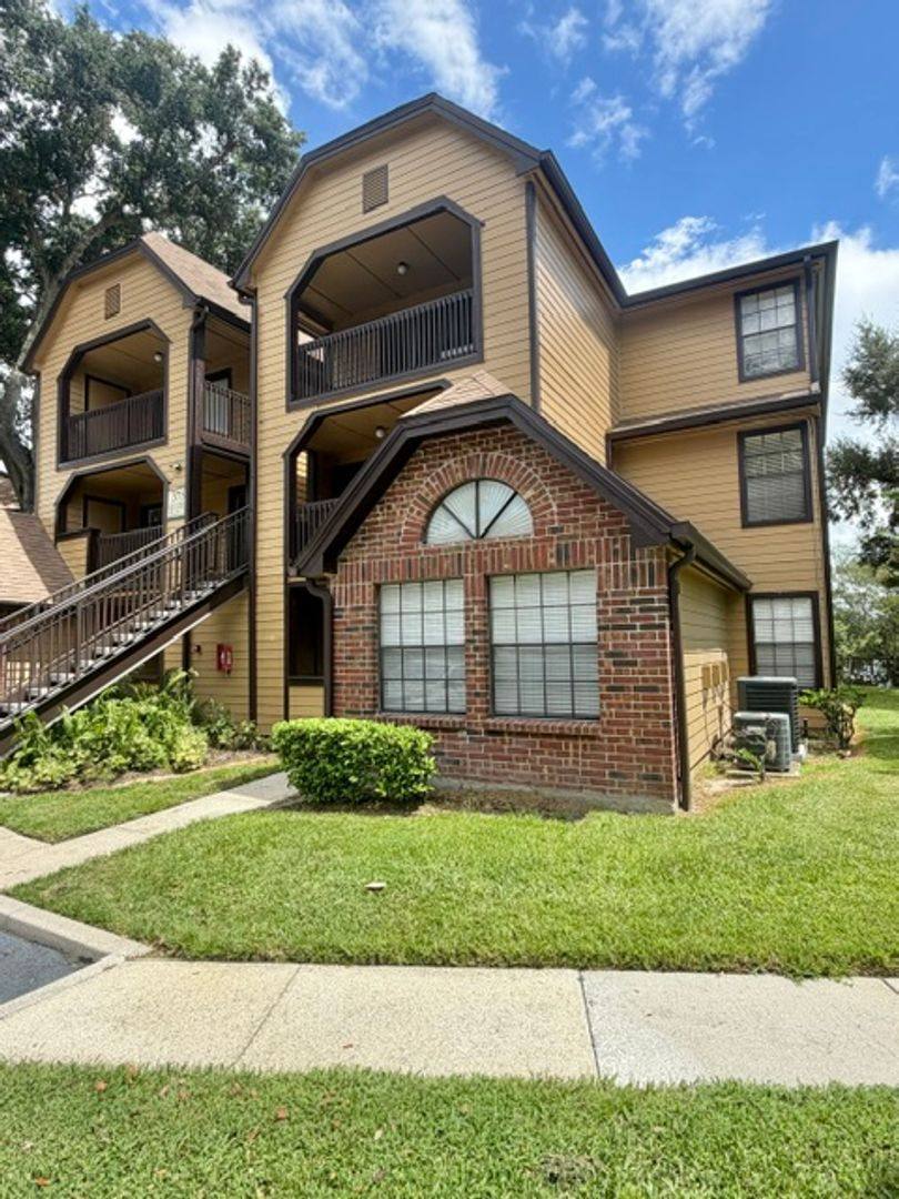 Condo for rent at 375 Lake Ontario Court, Altamonte Springs, FL 32701
